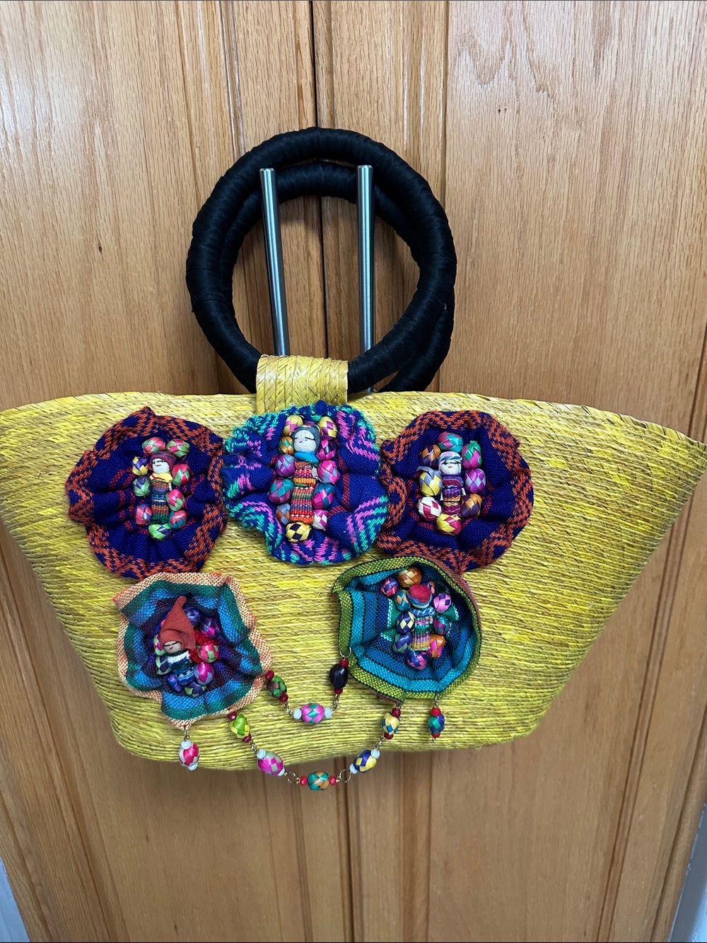 Guatemalan Handmade beach bag. Yellow with 5 Colorful Worry Dolls. Stunning!